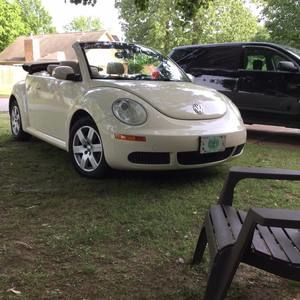 Meet your Posher, Claudia